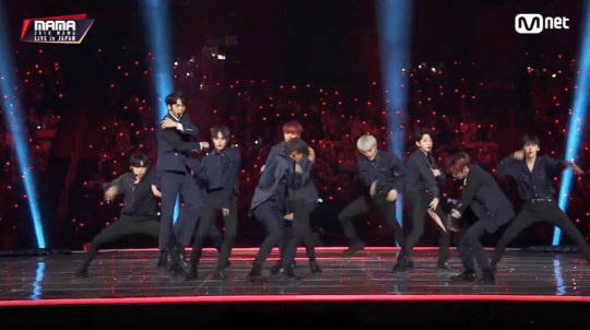 라이관린 바지사고 [2018 MAMA]
